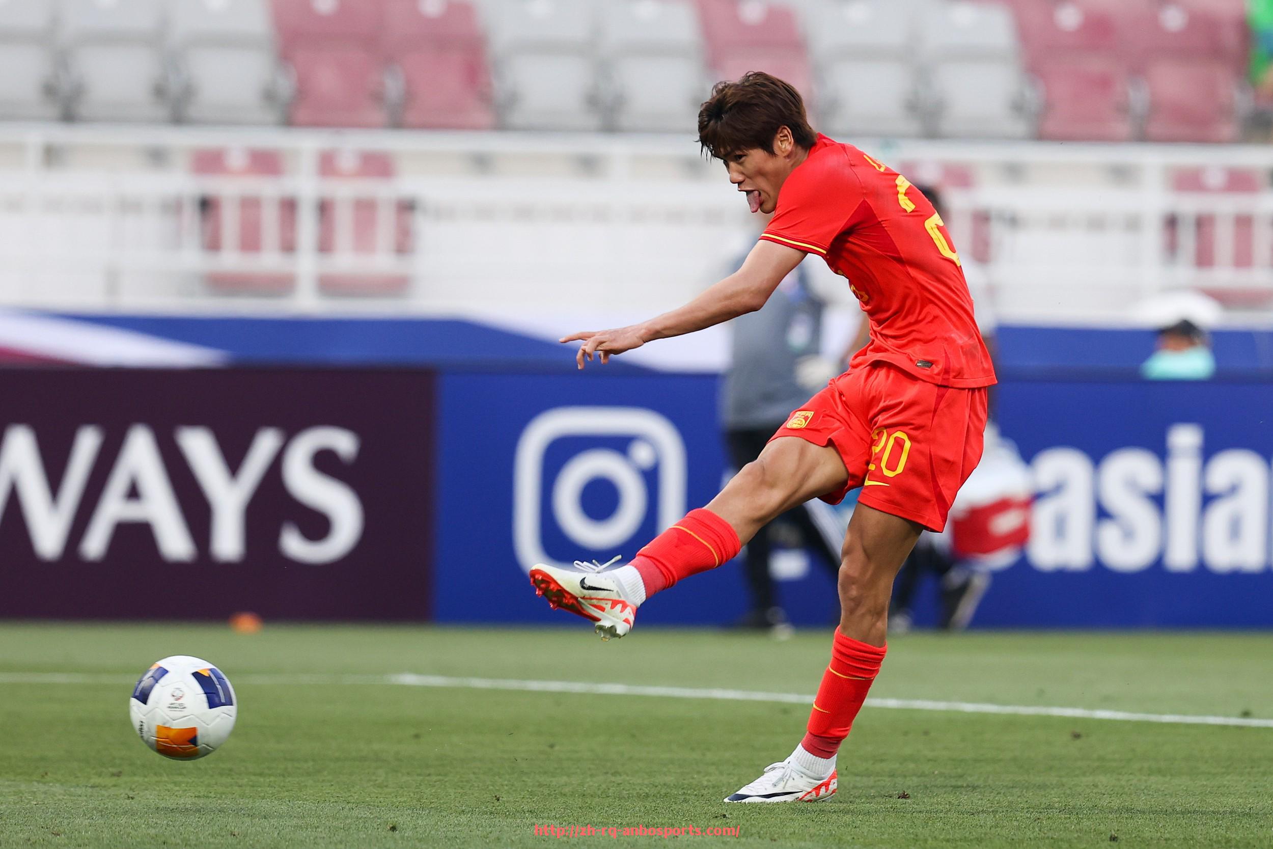 安博体育官网-西甲联赛现役球员表现与未来走势预测