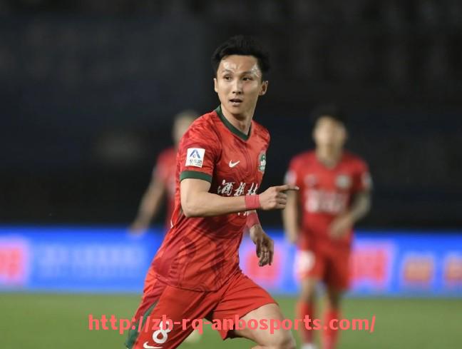 安博体育官网-火箭队球员德克尔最近健康状况报告